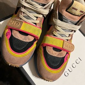 Authentic Gucci sneakers multi colors